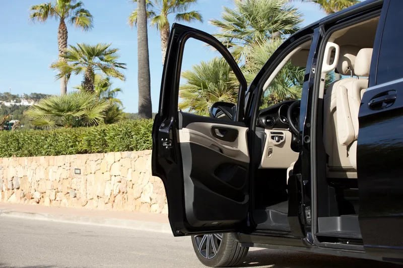 Mercedes V-Class